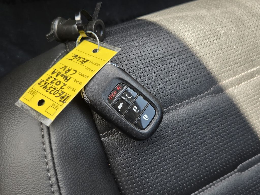 2023 Honda CR-V EX-L - Photo 18