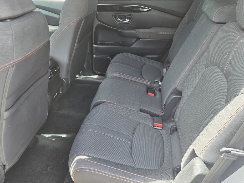 2023 Honda Pilot Sport - Photo 12