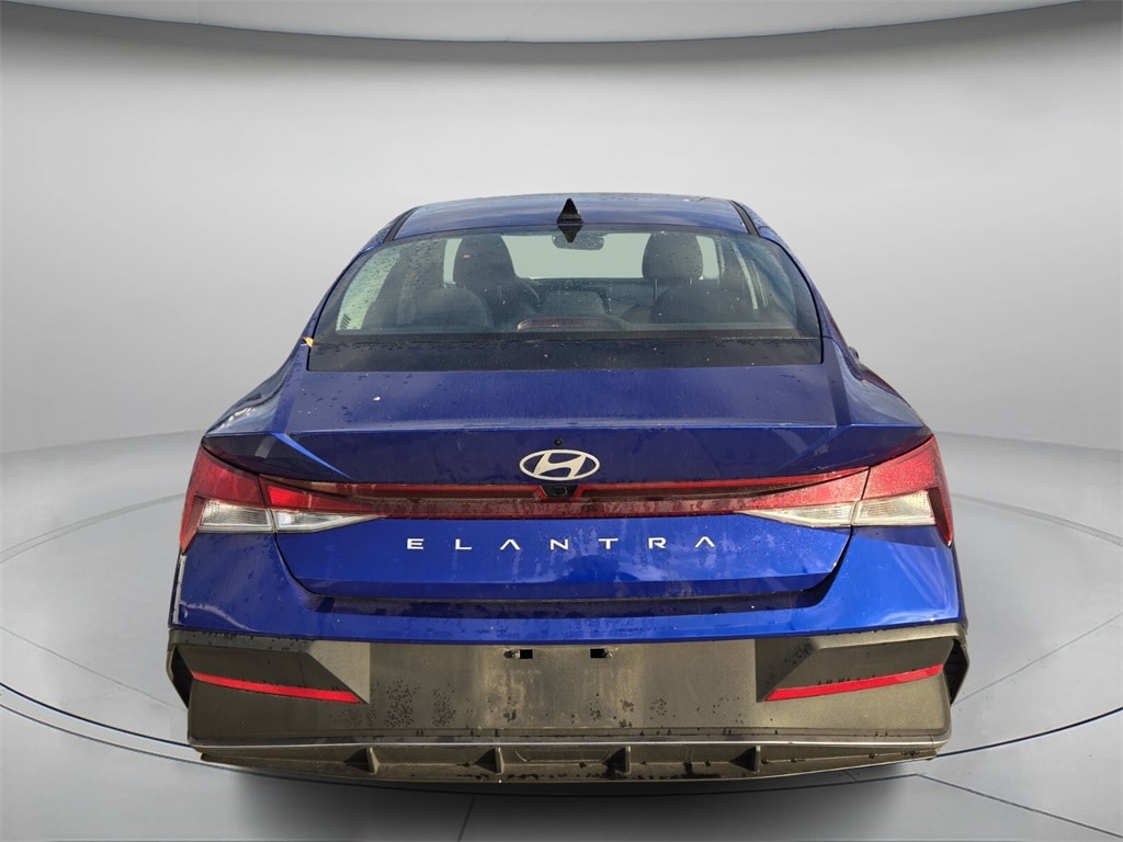 Used 2024 Hyundai Elantra SEL Sedan