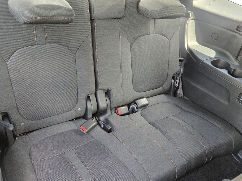 2025 Honda Pilot Sport - Photo 15