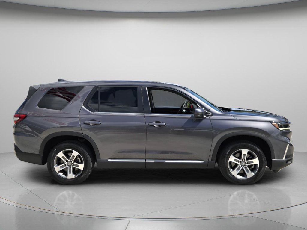 Used 2025 Honda Pilot EX-L SUV