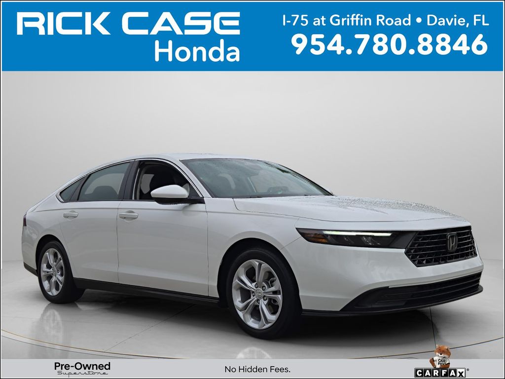 2025 Honda Accord 1.5T LX CVT's photo