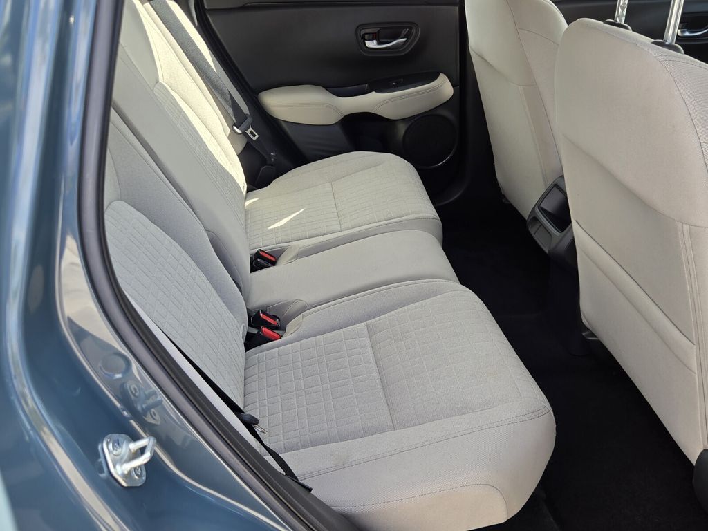 2025 Honda HR-V LX - Photo 15