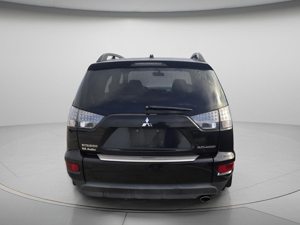 Used 2010 Mitsubishi Outlander ES SUV