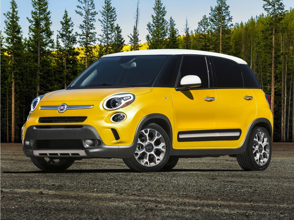 Used 2014 FIAT 500L Trekking Hatchback