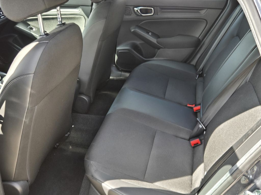 2025 Honda Civic Sport - Photo 11