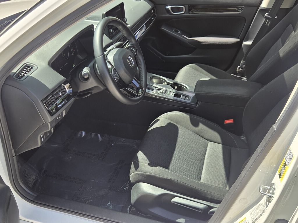 2024 Honda Civic EX - Photo 10