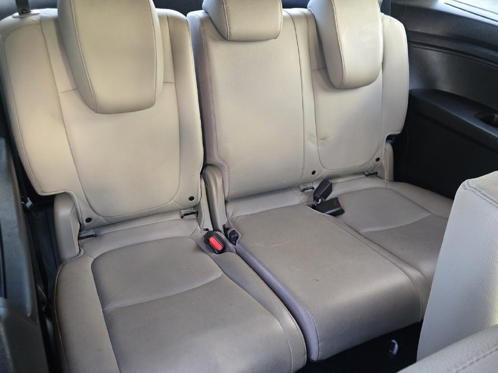 2024 Honda Odyssey Touring - Photo 19