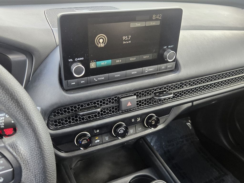2025 Honda HR-V LX - Photo 19