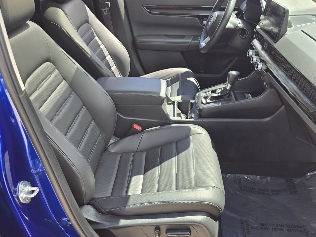 2025 Honda CR-V EX-L - Photo 16