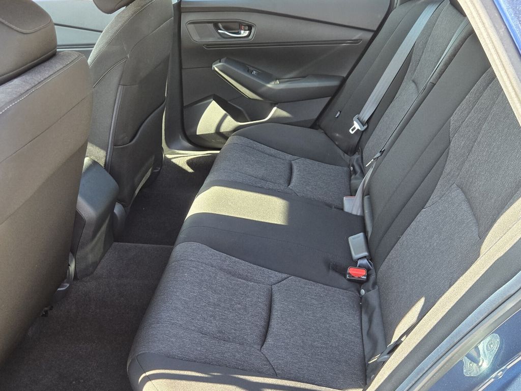 2024 Honda Accord EX - Photo 10