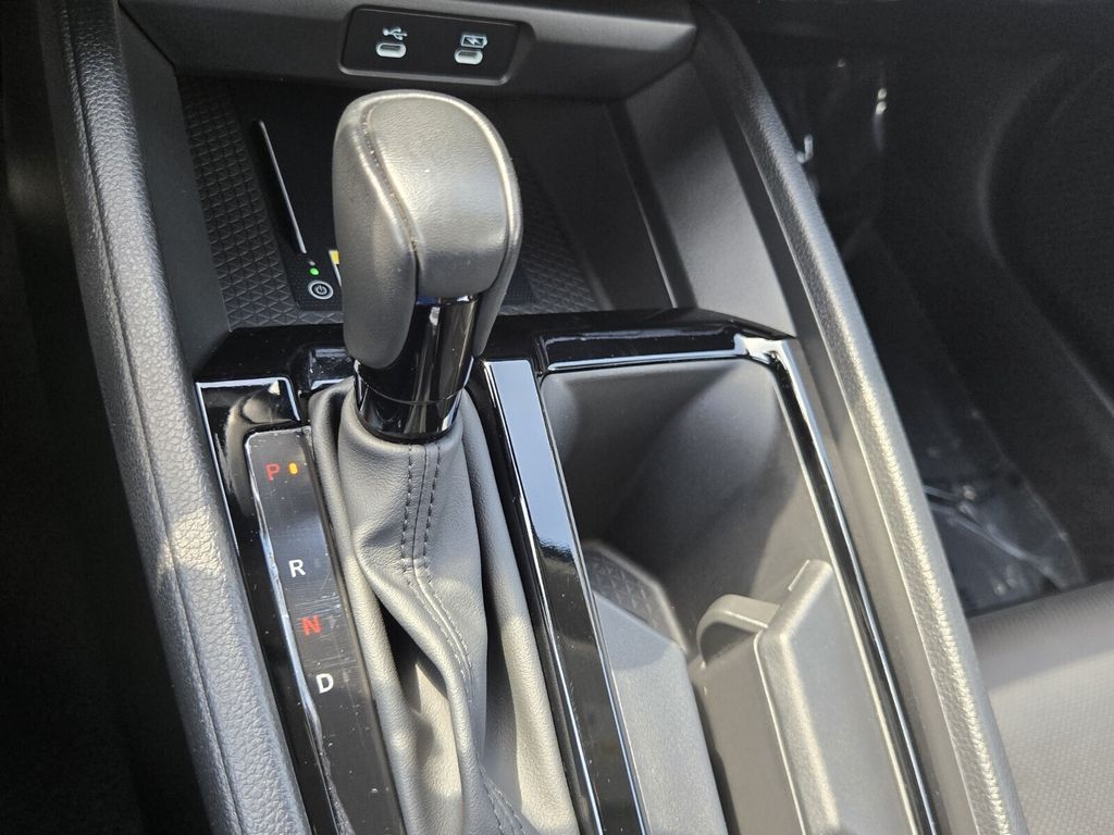 2025 Honda Accord Hybrid EX-L - Photo 20