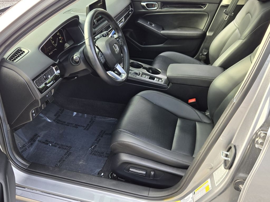 2024 Honda Civic Hatchback EX-L - Photo 9