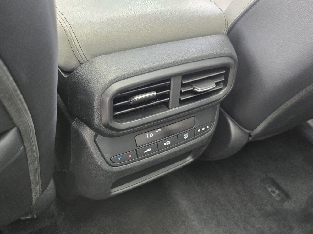 2025 Honda Pilot Touring - Photo 13