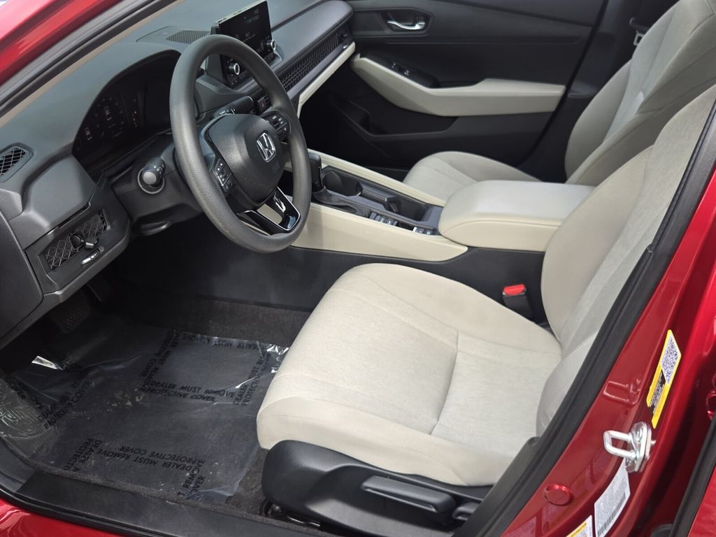 2025 Honda Accord LX - Photo 11