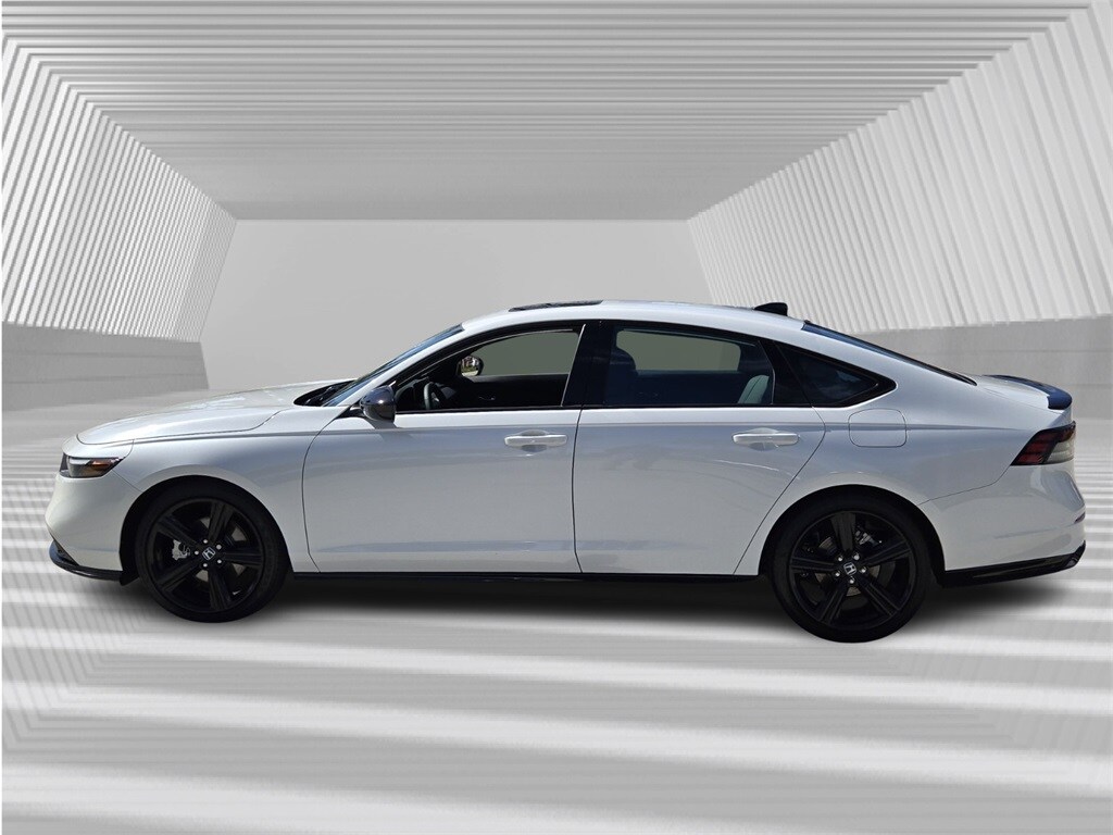 2025 Honda Accord Hybrid Sport-L photo 3