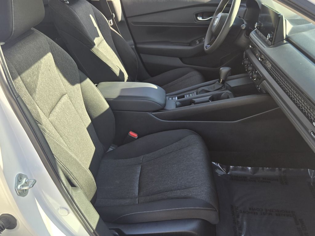 2024 Honda Accord EX - Photo 17
