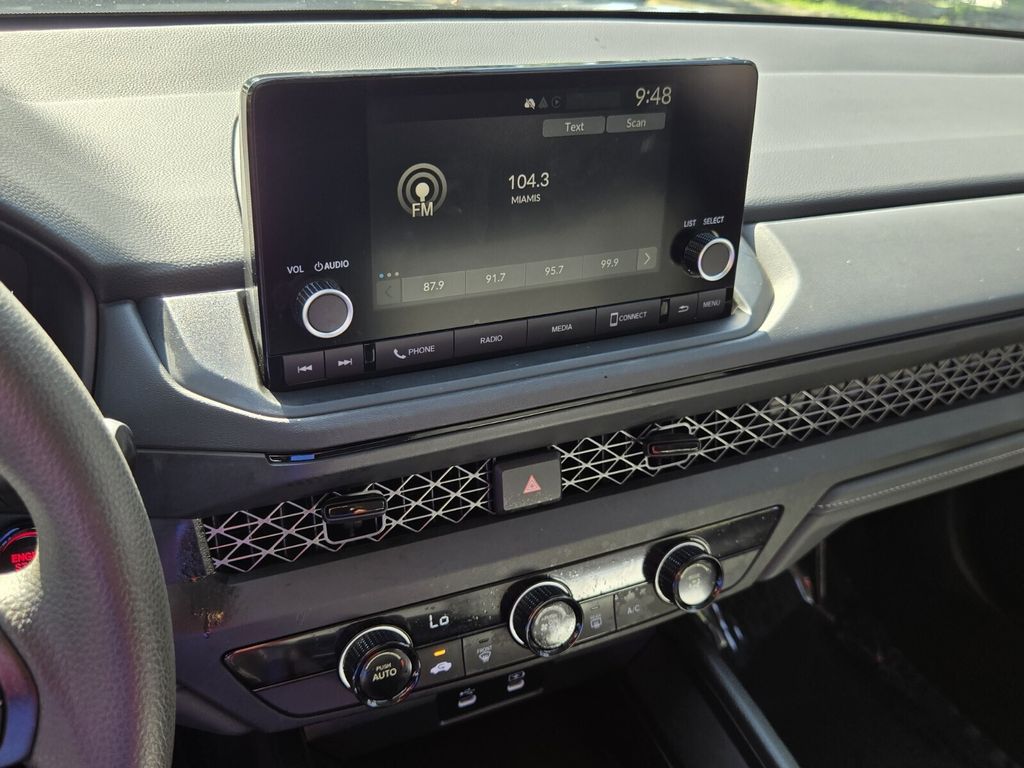 2025 Honda Accord LX - Photo 18