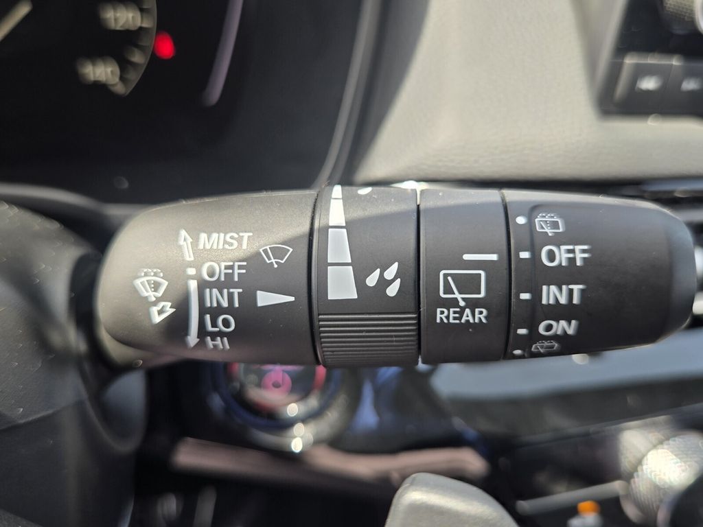 2025 Honda Civic Hatchback Sport - Photo 25