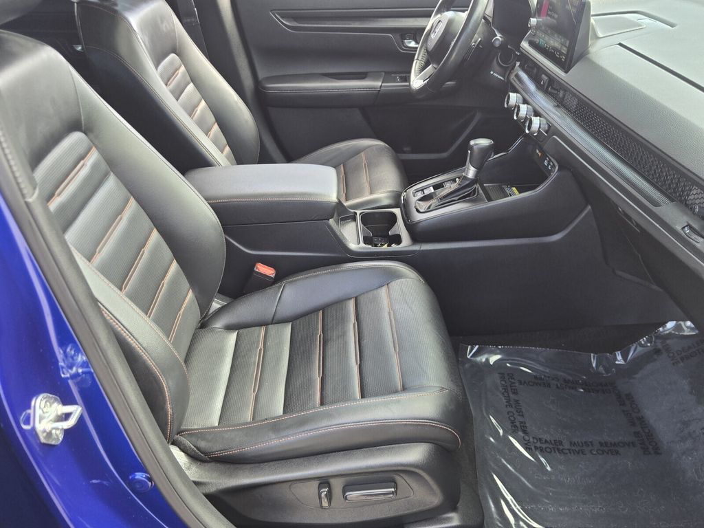 2024 Honda CR-V Sport-L - Photo 17