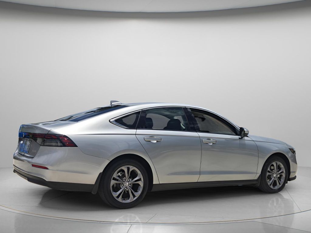 2024 Honda Accord EX - Photo 7