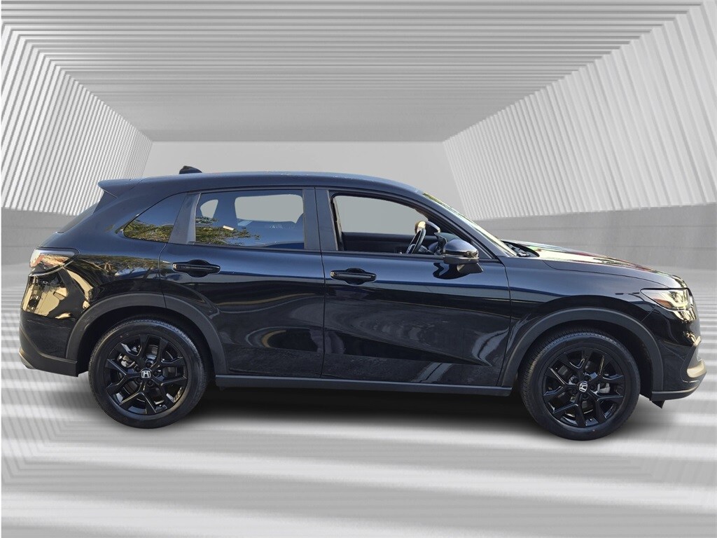 2024 Honda HR-V Sport photo 2