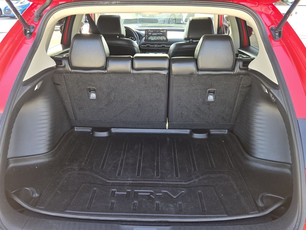 2025 Honda HR-V EX-L - Photo 13
