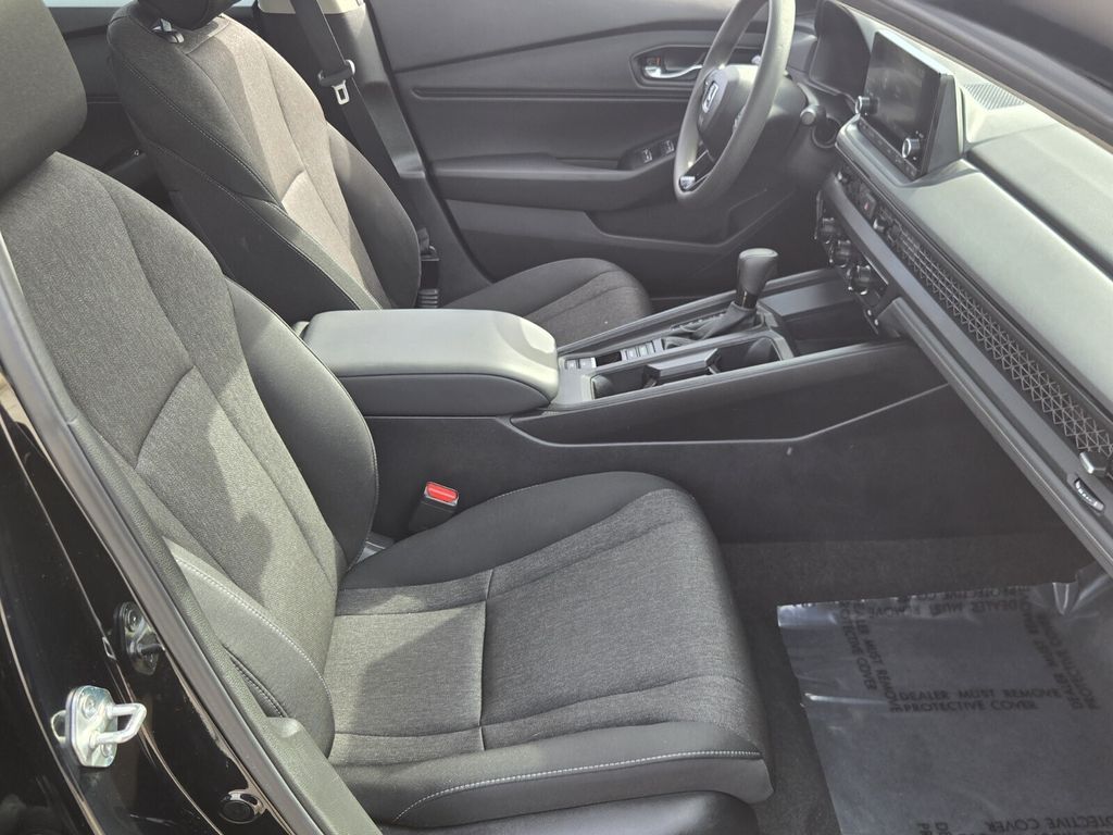 2024 Honda Accord EX - Photo 16