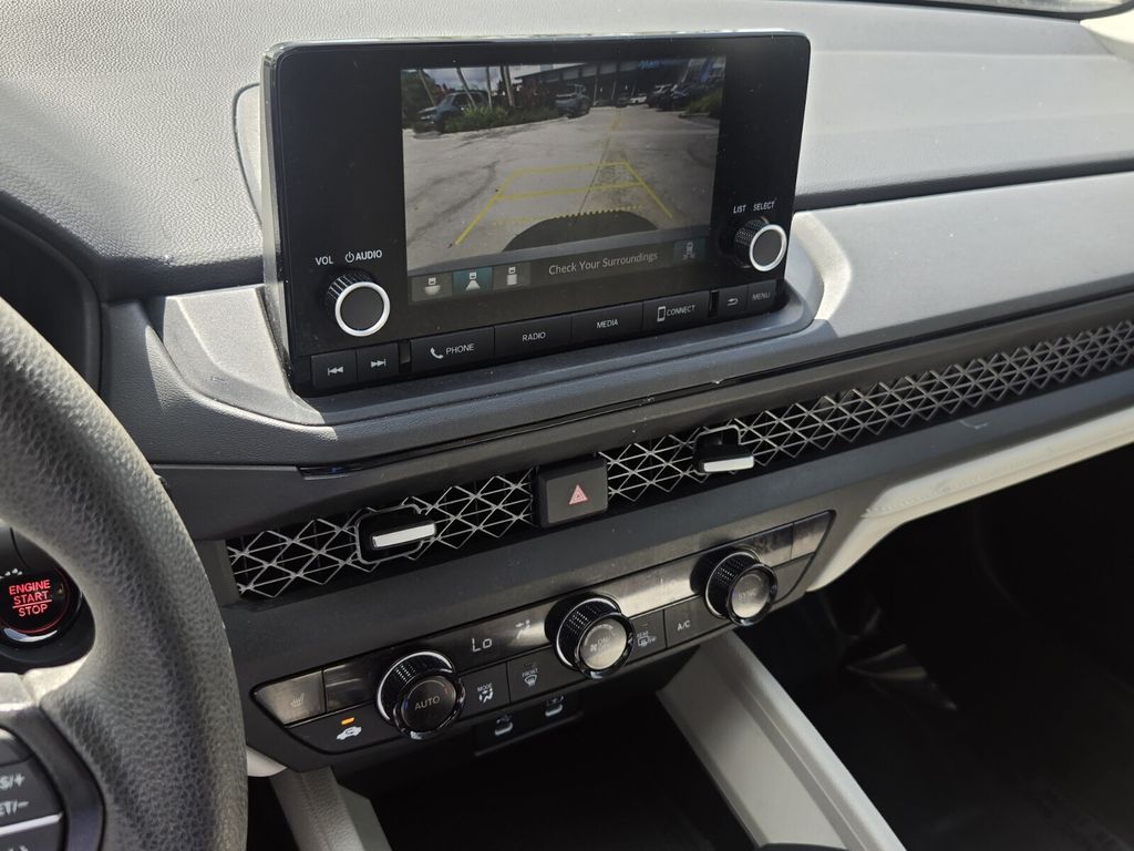 2025 Honda Accord SE - Photo 21