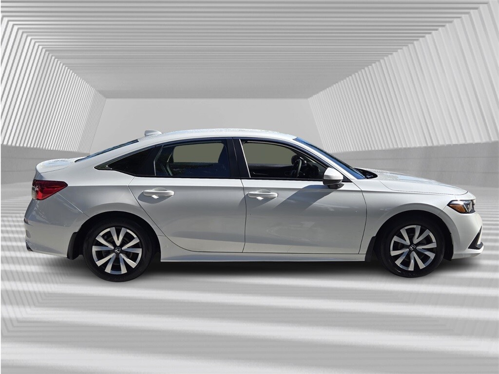 2023 Honda Civic LX photo 2