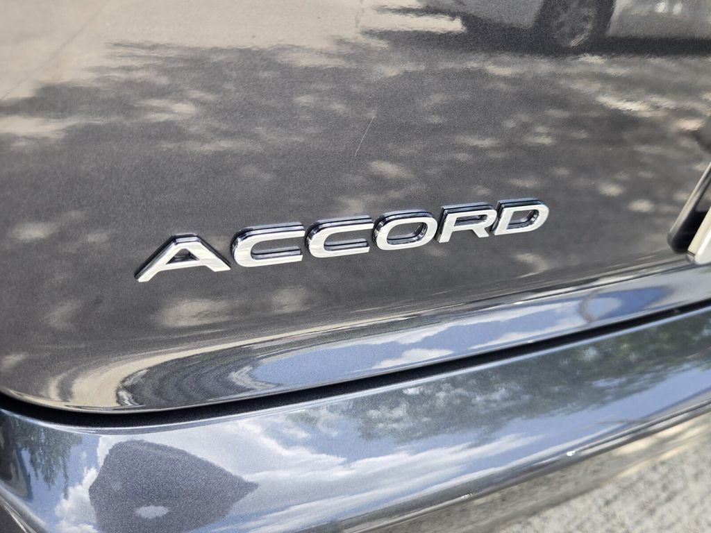 2025 Honda Accord LX - Photo 15