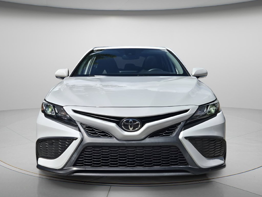 Used 2022 Toyota Camry SE Sedan