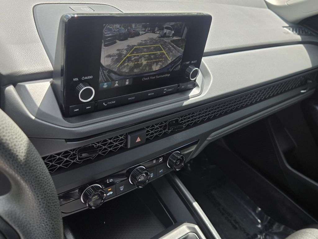 2025 Honda Accord LX - Photo 21