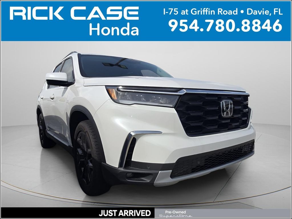 Certified 2025 Honda Pilot Touring SUV