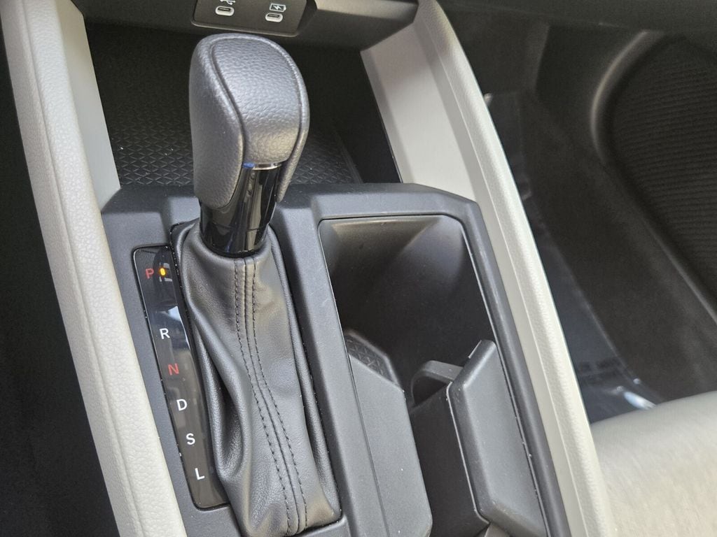 2025 Honda Accord SE - Photo 19