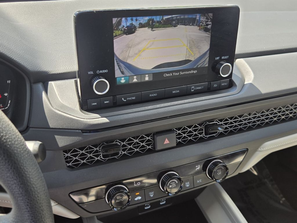 2025 Honda Accord LX - Photo 21