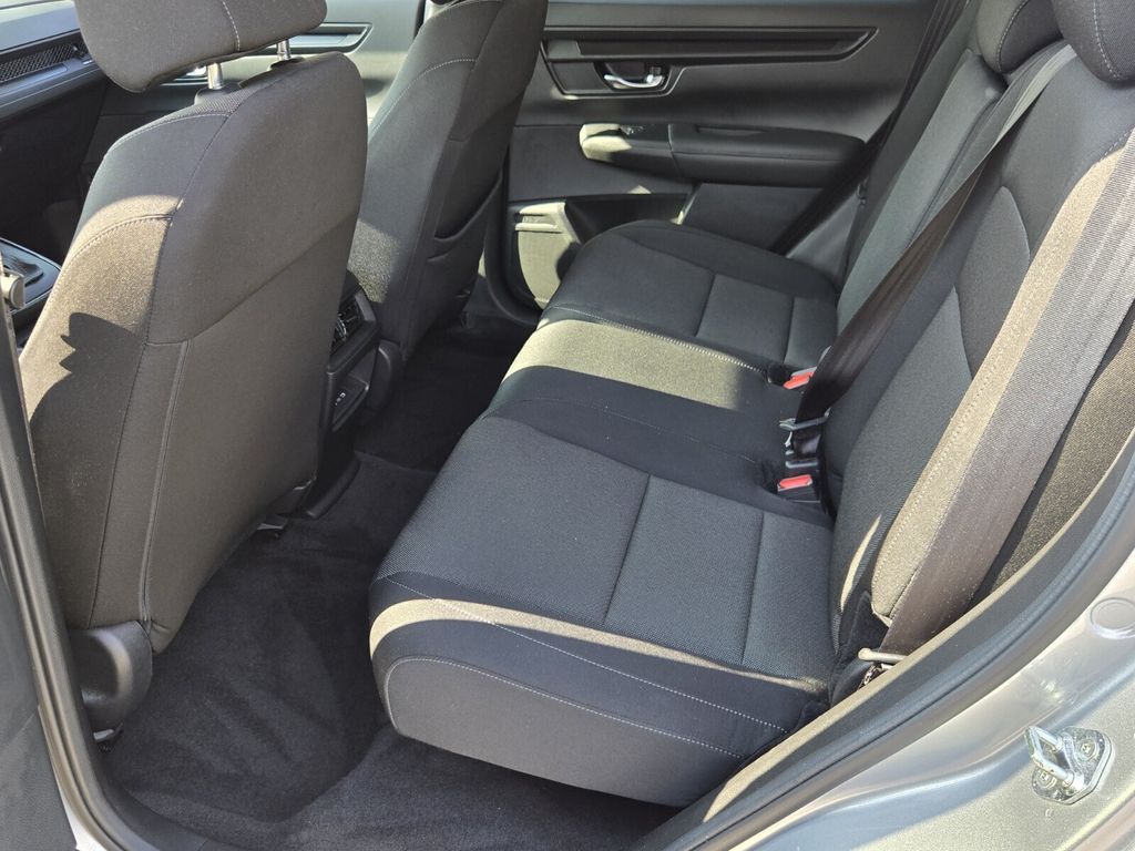 2024 Honda CR-V EX - Photo 11