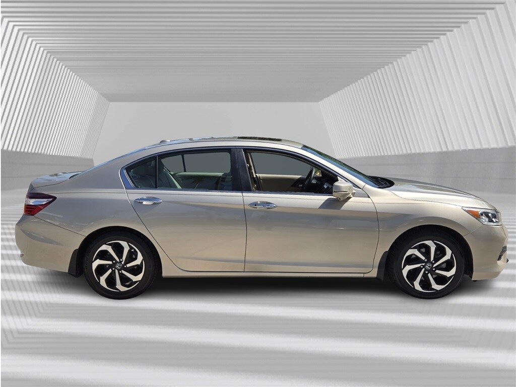 Certified 2017 Honda Accord EX-L w/Navigation and Honda Sensing Sedan