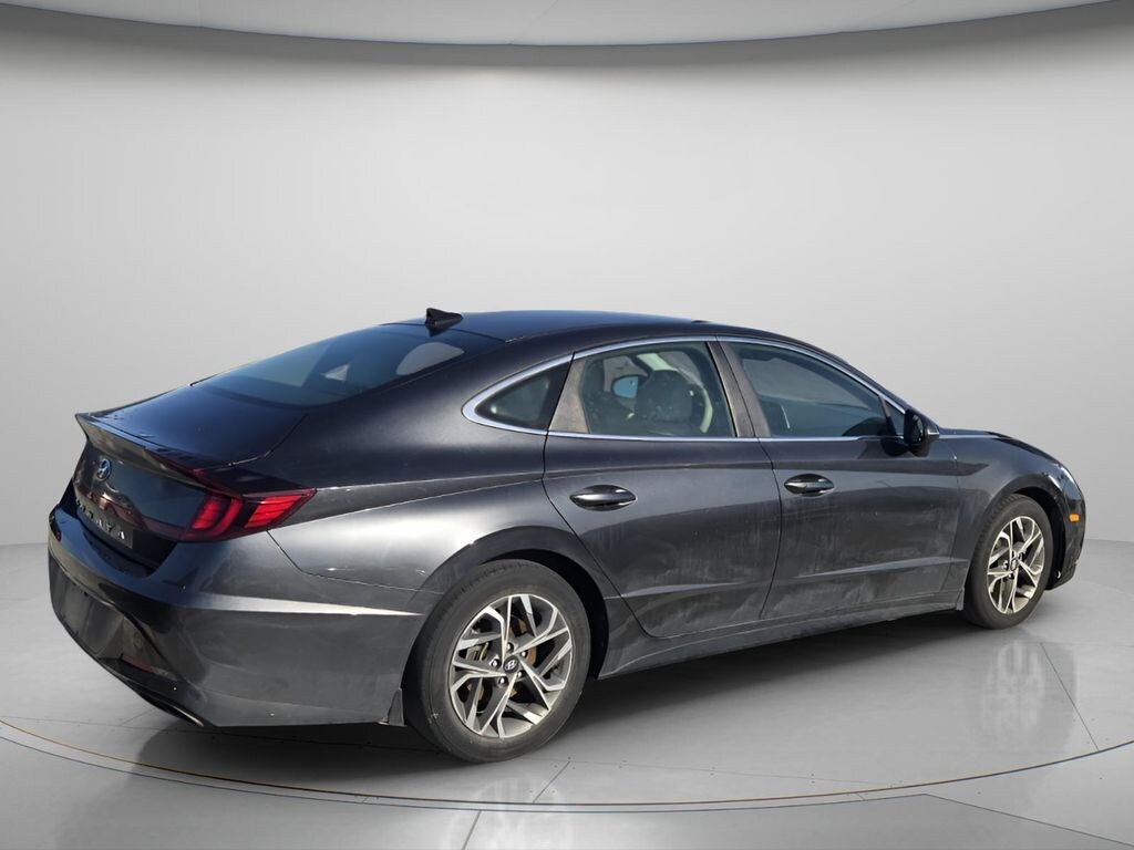Used 2022 Hyundai Sonata SEL Sedan