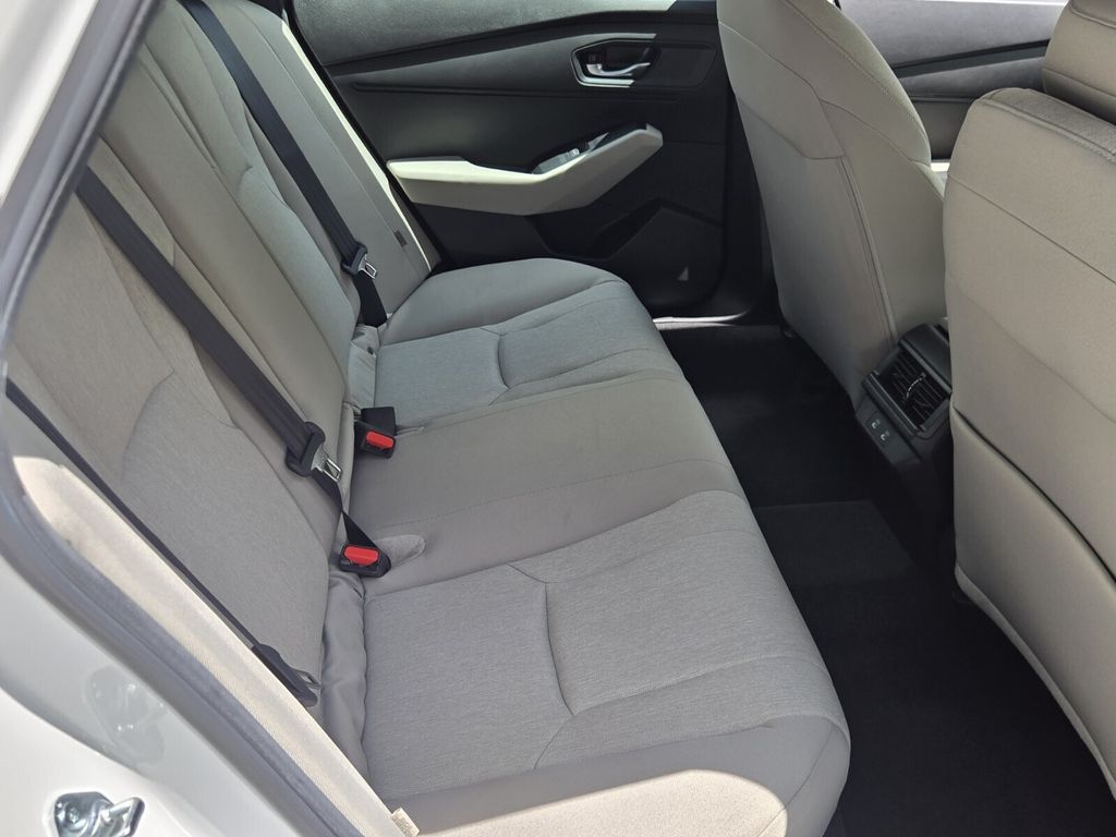 2025 Honda Accord LX - Photo 14