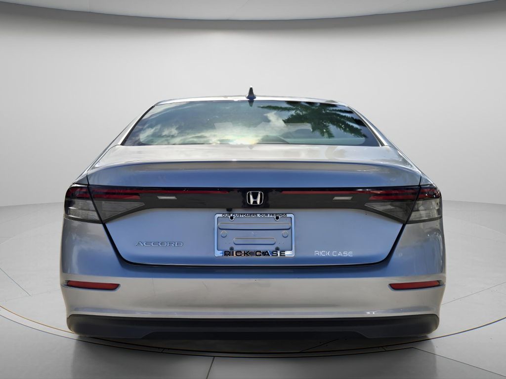 2025 Honda Accord LX - Photo 6