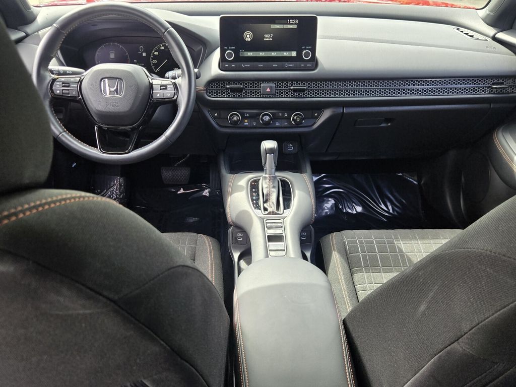 2025 Honda HR-V Sport - Photo 11