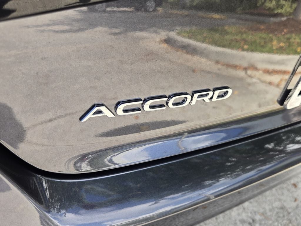 2025 Honda Accord SE - Photo 12