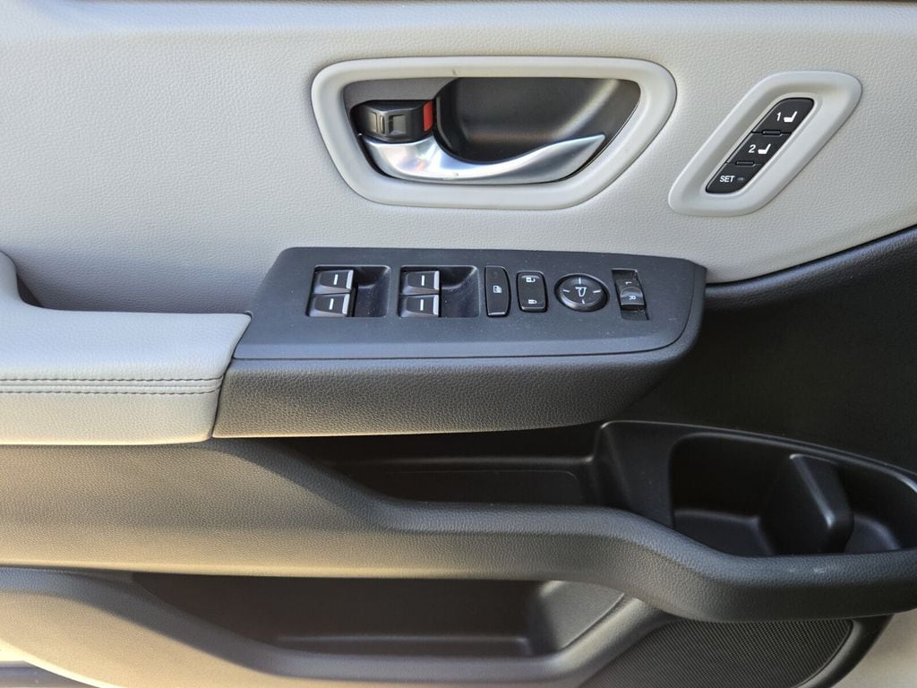 2025 Honda Pilot Touring - Photo 28