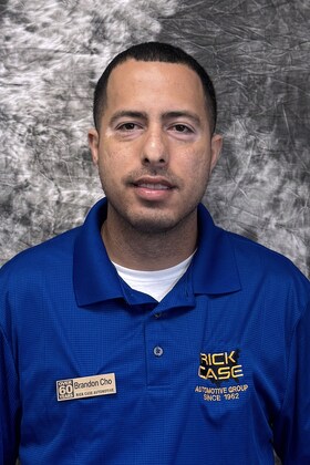 Staff member Brandon Cho from 5331ef126531