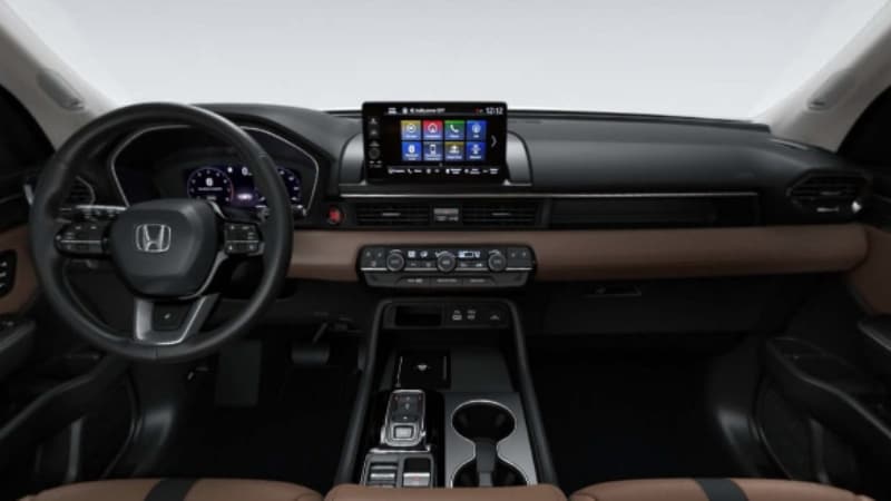 2025 Honda Pilot Brown interior at Rick Case Honda Davie