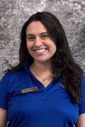 Staff member Neve Kantor from 5331ef126531