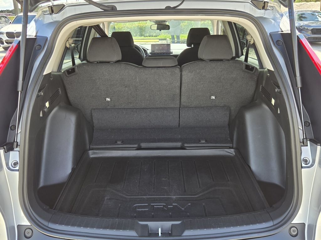 2025 Honda CR-V LX - Photo 14