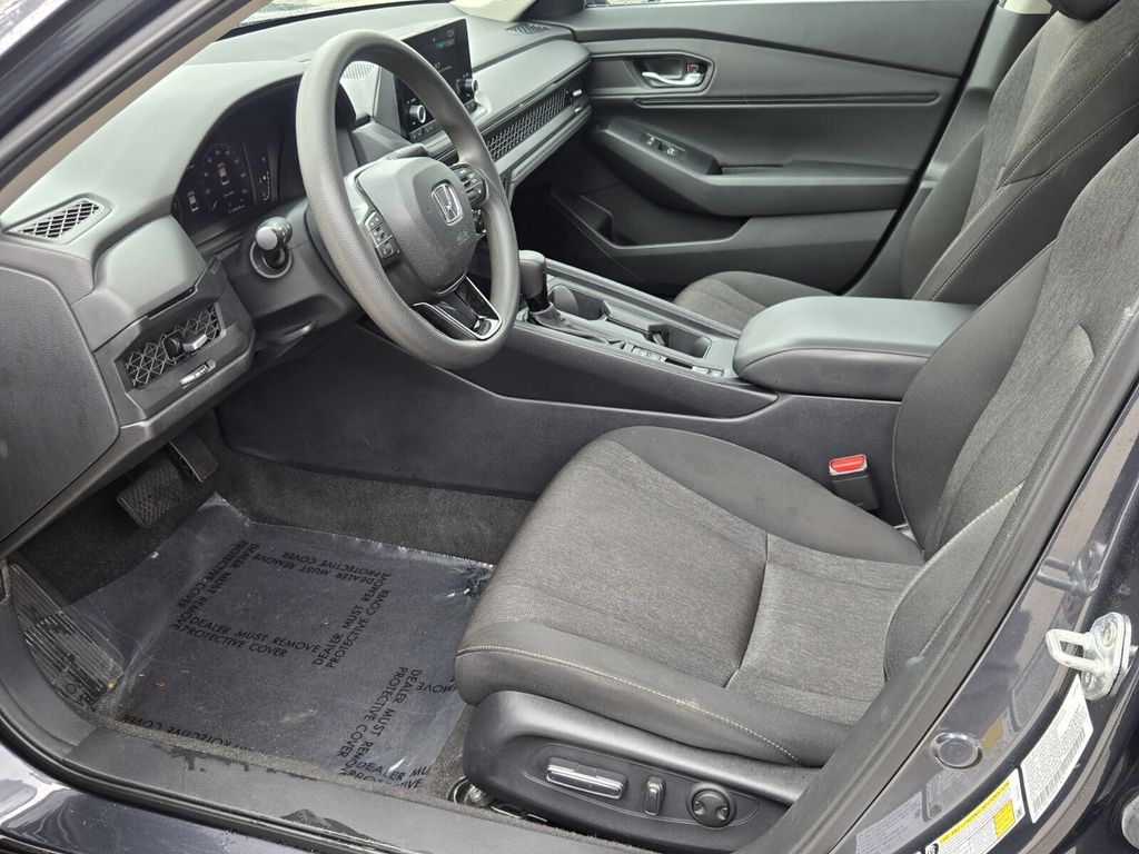 2024 Honda Accord EX - Photo 10