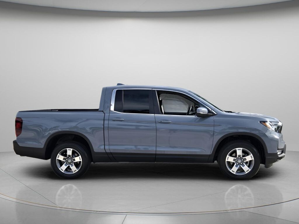 Certified 2025 Honda Ridgeline RTL Truck